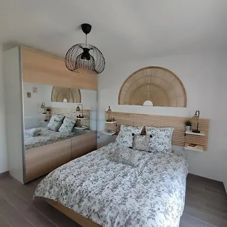 Apartamento A 150m De La Plage Et Classe 3 Etoiles Fréjus