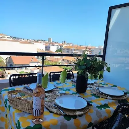 A 150m De La Plage Et Classe 3 Etoiles *